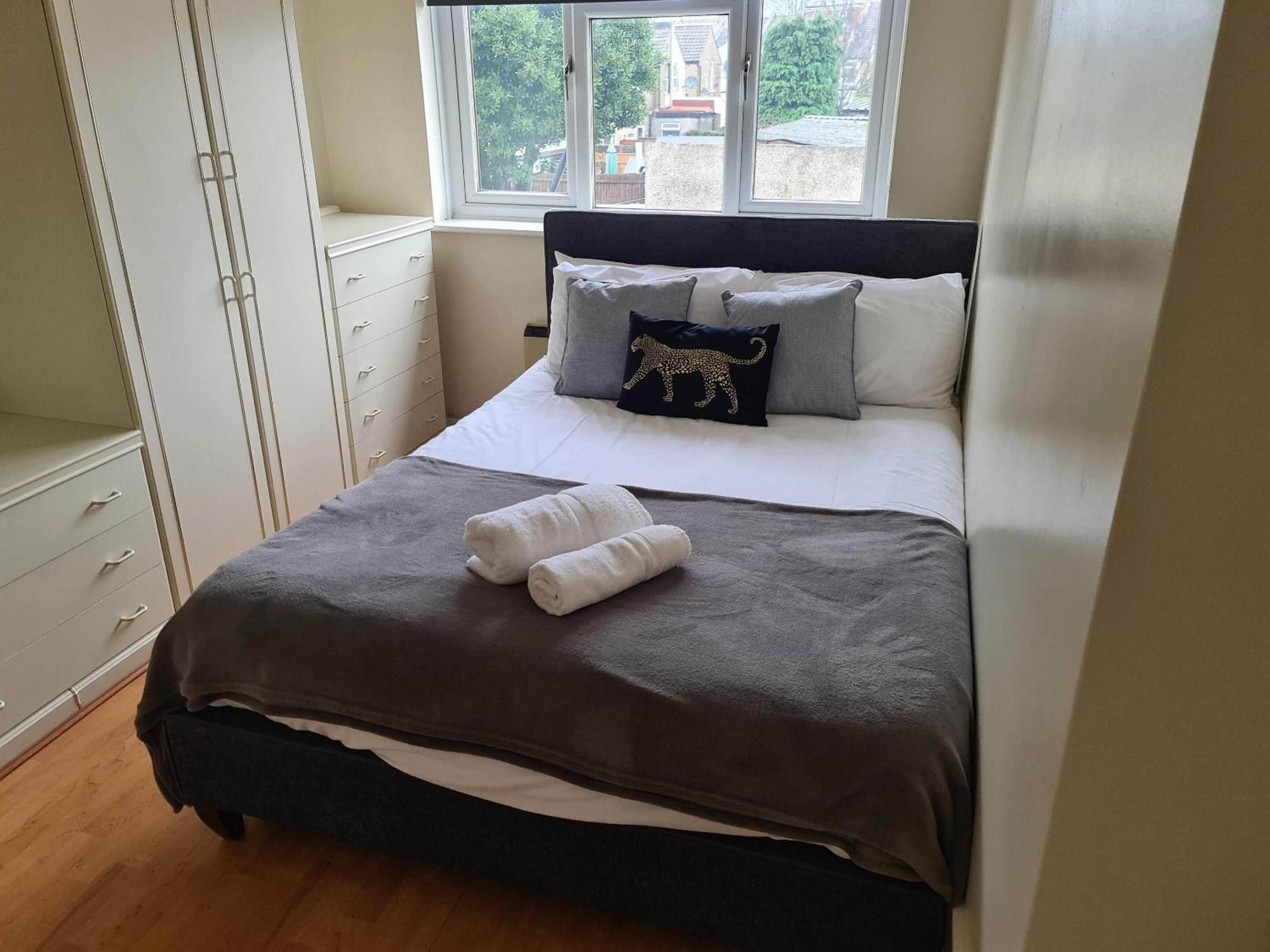 Sav Apartments Watford Watford  Phòng bức ảnh