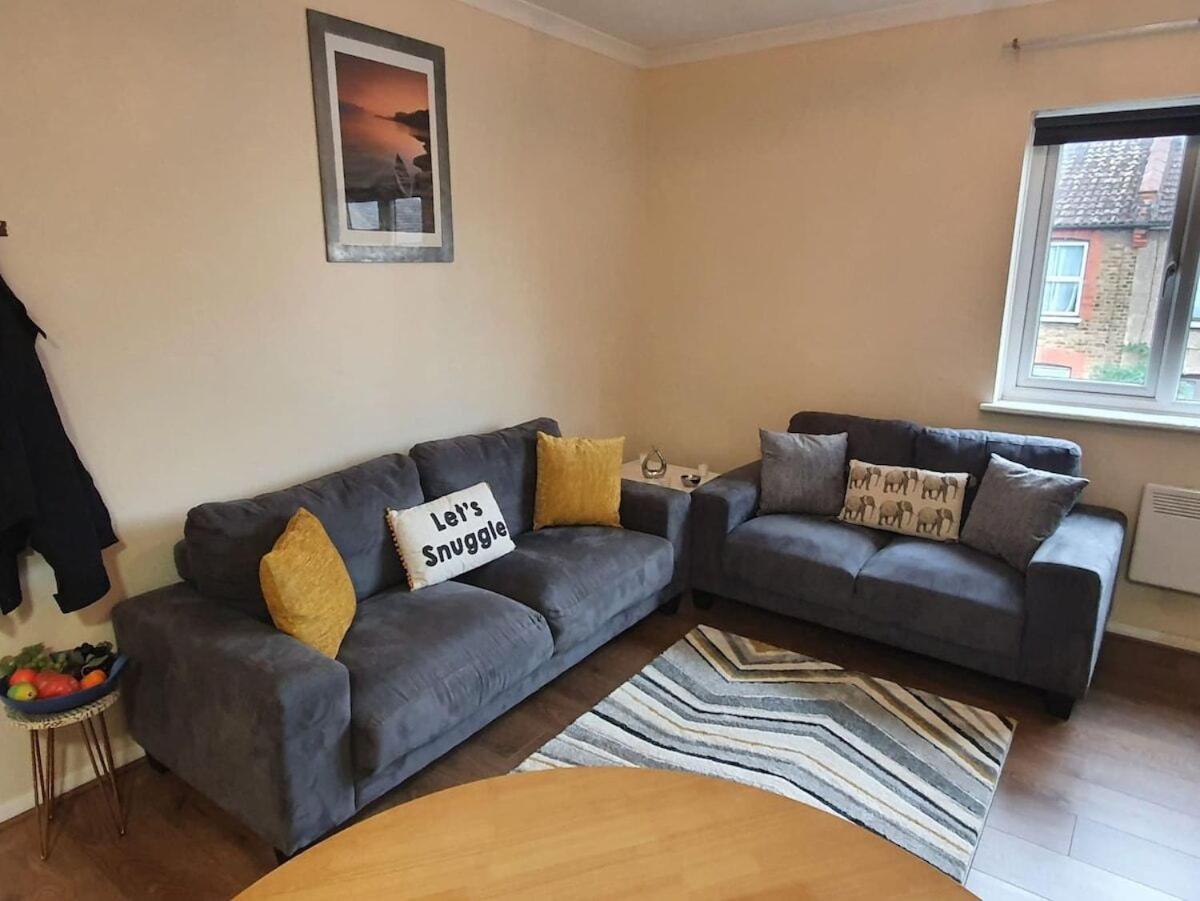 Sav Apartments Watford Watford  Phòng bức ảnh